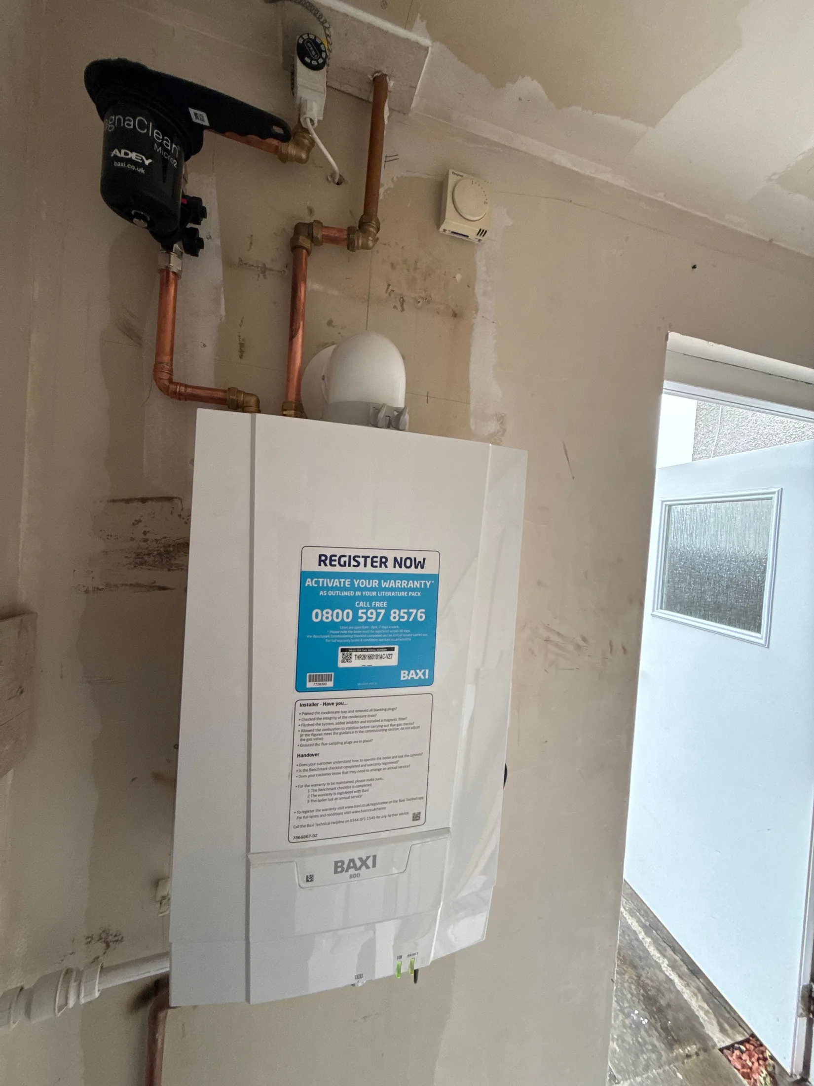 Baxi 800 boiler fitted with an ADEY MagnaClean filter in Glasgow